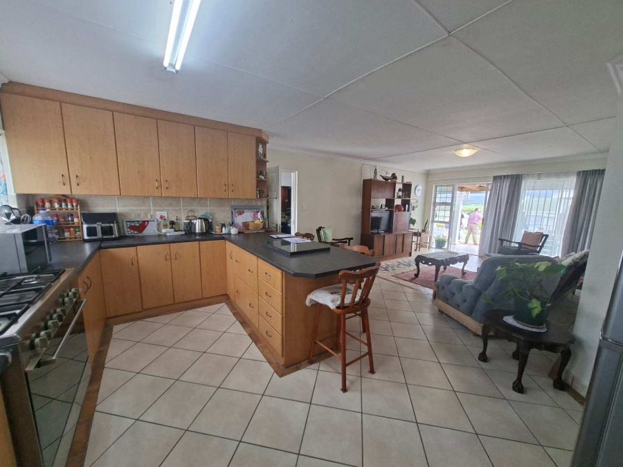 3 Bedroom Property for Sale in Fraaiuitsig Western Cape